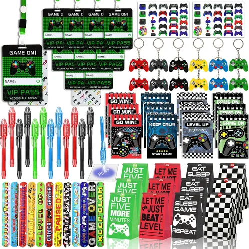 Vista 7 de Bluegogo 146 piezas de recuerdos de fiesta de videojuegos: pases VIP, llaveros, calcomanías de tatuaje, colgantes de zapatos, gorras con botones