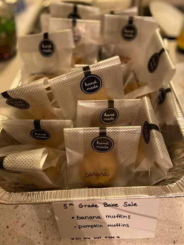 Vista 4 de (200 unidades) 100 bolsas de plástico translúcidas/bolsas de panadería con 100 calcomanías hechas a mano para galletas, pasteles, chocolate, dulces