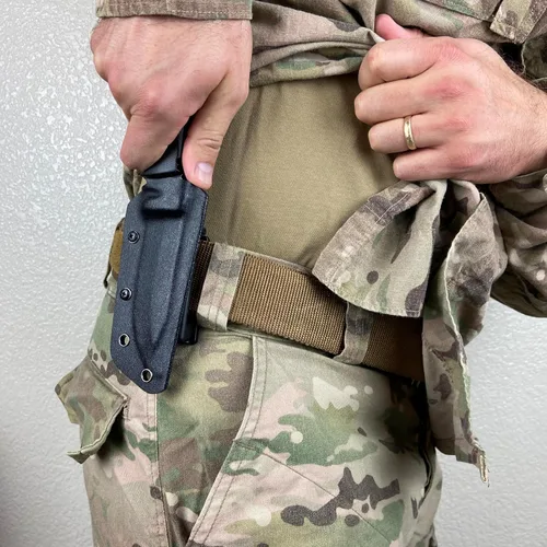 Vista 4 de Cuchillo táctico de caza de hoja fija - Espiga completa, marrón coyote