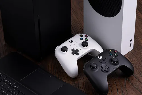 Vista 12 de 8Bitdo Ultimate Wired Controller for Xbox Series X, Xbox Series S, Xbox One, Windows 10 & Windows 11 - Officially Licensed (White)