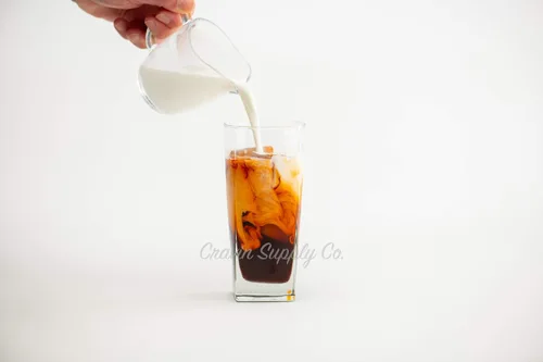 Vista 5 de Mezcla de té tailandés (Number-One) Marca Cha Tra Mue, mezcla de té tailandés original de Tailandia, perfecta para preparar té helado tailandés