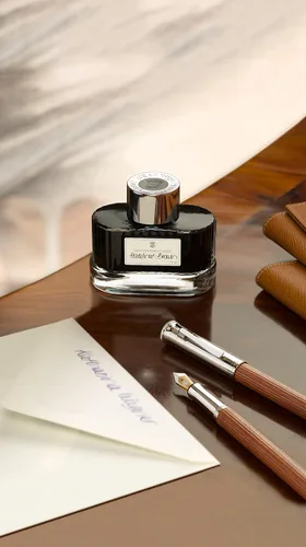 Vista 4 de Graf von Faber-Castell Pluma Estilográfica Classic Pernambuco - Broad