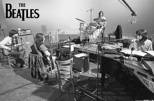 Vista 11 de The Beatles - Póster de pared de Let It Be Studio, 22.4 pulgadas de largo x 14.7 pulgadas de ancho, versión enmarcada de madera de granero