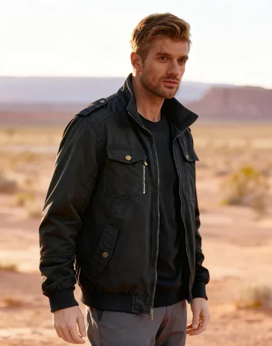 Vista 6 de Wantdo Chaqueta militar para hombre, chaqueta bomber casual, cuello alto, chaqueta de lona cortavientos