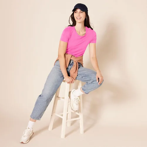Vista 380 de Amazon Essentials Women's Regular-Fit Short-Sleeve Crewneck T-Shirt