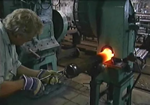 Vista 3 de The Steam Locomotive How it Works Technology Practice