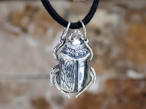 Vista 9 de 925 Sterling Silver Egyptian Scarab Beetle Necklace - Attract Money Wealth Amulet - Ancient Egypt Good Luck Talisman - Realistic Detailed Bug