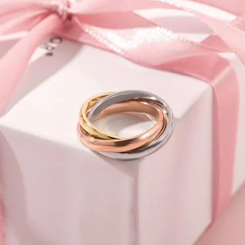 Vista 3 de Anillos apilables tricolor con cruz para mujeres y adultos, no se deslustra, anillo rodante entrelazado Trinity, anillo apilable de tres tonos