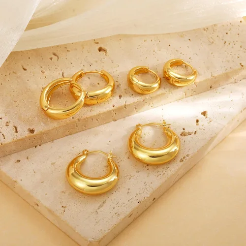 Vista 6 de Juego de 3 pares de aretes de aro gruesos de oroplata para mujer, chapados en oro de 14 quilates, delicados, hipoalergénicos, ligeros, gruesos