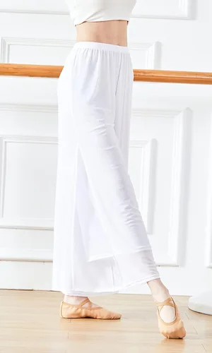 Vista 2 de Angcoco Pantalones de entrenamiento de baile de gasa elástica de doble capa para mujer