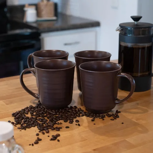 Vista 6 de Elanze Designs Tazas de café de cerámica de 17 onzas con acabado esmaltado mate marrón, paquete de 2