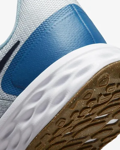 Vista 4 de Nike Revolution 6 - Tenis para hombre, VOLT