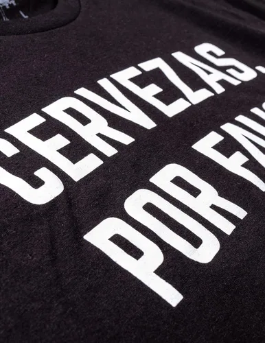 Vista 5 de Cervezas, Por Favor Divertida camiseta gráfica de vacaciones en español para hombre