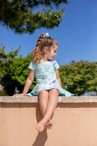 Vista 2 de Disney Vestido skater junior para bebés y niños grandes (18 meses - 14-16)