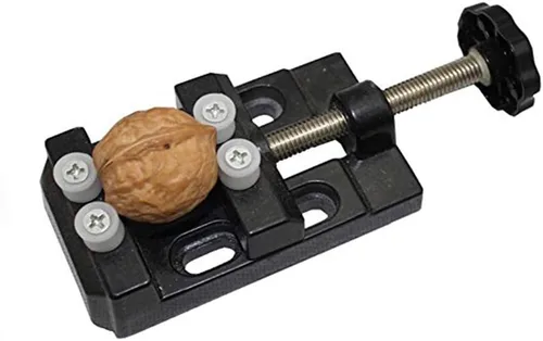 Vista 4 de Mini abrazadera universal de banco de mesa con tornillo de banco + tornillo de precisión, modelo taladro manual con 20 brocas giratorias para tallar