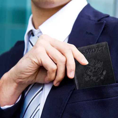 Vista 8 de TIGARI Fundas para pasaporte para pasaporte, fundas para pasaporte y vacuna, tarjetas combinadas, estuche ultra delgado para pasaporte para mujeres