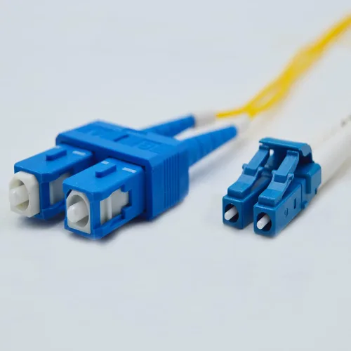 Vista 7 de FiberCablesDirect OS2 Cable de conexión de fibra monomodo Opciones de longitud: 0,5 M-300 M LC a LC 1.6 ft (1,64 pies) Dúplex 9/125µm