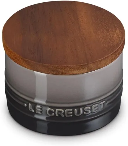 Vista 13 de Le Creuset Signature Salero y Recipiente de Almacenamiento con Tapa de Madera, 26 oz., Cerise