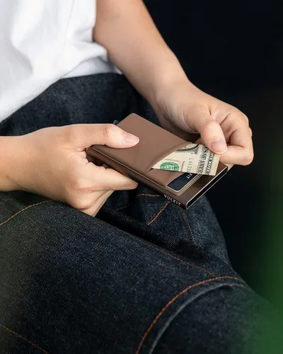 Vista 54 de VULKIT Card Holder with Money Pocket Pop Up Wallet RFID Blocking Slim Metal Bank Card Case Holds 5 Cards and Notes
