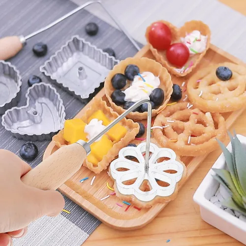 Vista 5 de Luxshiny Molde frito en forma de flor con mango: Molde de aluminio para hacer albóndigas Tortas de zanahoria