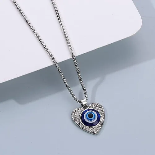 Vista 2 de Caiyao Collar con colgante de corazón de Disc Hamsa con dije de ojo contra el mal de ojo emo, collar de cadena de cristal con diamantes de imitación