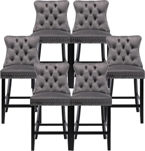 Vista 35 de Taburetes de bar tapizados de terciopelo modernos de 27 pulgadas con patas de madera, botón con cabeza de clavo cromada, taburetes de bar con Beige