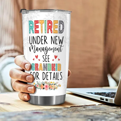 Vista 4 de WHIDOBE Vaso de jubilado personalizado (1 niño) personalizado jubilado bajo nueva administración, mira a los nietos para obtener detalles, vaso