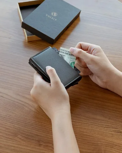 Vista 6 de VULKIT Tarjetero RFID Bloqueo de Cuero Automático Pop Up Cartera Aluminio Slim Pocket Tarjeta de Visita