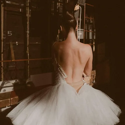 Vista 4 de WYHDY Camisola para mujeres y niñas, leotardo de ballet sin costuras, ropa interior para baile