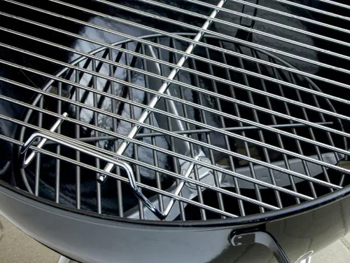 Vista 4 de Weber Original Kettle Charcoal Grill for Outdoor Cooking and Barbecue, 22-Inch, Black