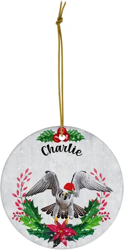 Vista 2 de Green Holly Sombrero de Papá Noel Peregrino Halcón Personalizado Nombre Adornos de Navidad 2024 Círculo Blanco Cerámica Animal Salvaje Amante Regalos