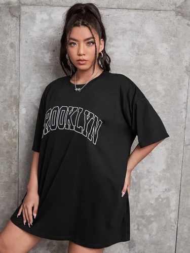 Vista 4 de Verdusa Camiseta de gran tamaño con estampado de letras y hombros caídos para mujer