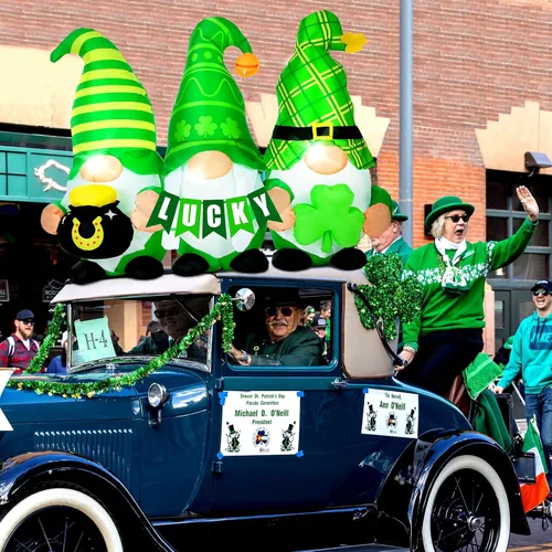 Vista 6 de Sosation Decoraciones inflables para el día de San Patricio de 6 pies con luces LED, gnomos, duende, trébol, para patio, porche, fiesta