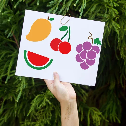 Vista 5 de MAYJOYDIY 10 plantillas de frutas de 6 x 6 pulgadas, mango, limón, pera, uva, cereza, sandía, plátano, piña, fresa, plantilla de pintura con pincel