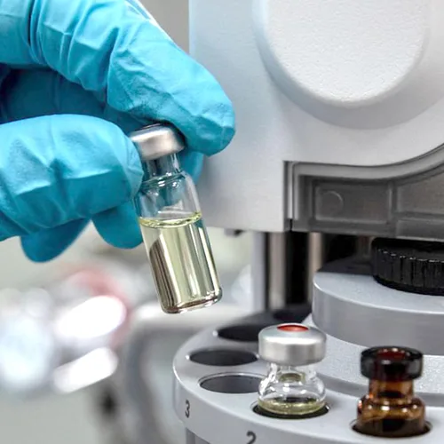 Vista 4 de ALWSCI Viales de muestreo automático de 0.1 fl oz, viales de cuello de crimpado ámbar ND11, vial GC HPLC de apertura ancha con graduación, sellos