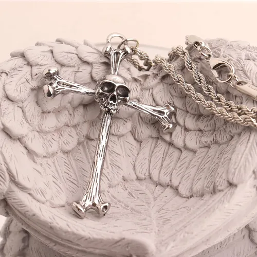 Vista 5 de Sonateomber Collar con colgante de cruz sagrada para hombres y mujeres, cadena de acero inoxidable grueso católico, cristiana, hipoalergénica