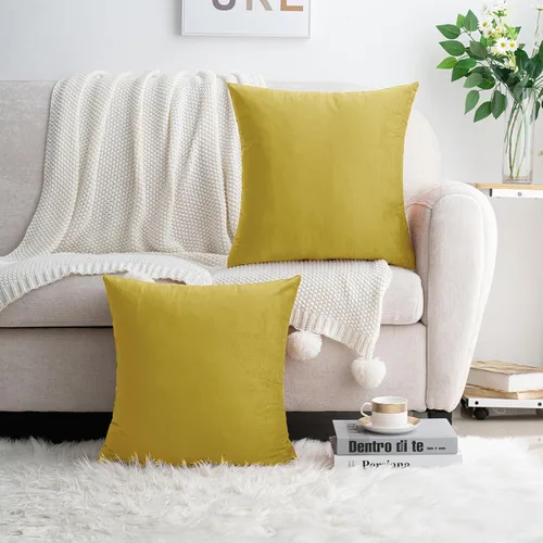 Vista 2 de HWY 50 fundas de almohada decorativas de terciopelo sólido para sofá, sala de estar., Terciopelo, Amarillo, 18x18 pulgadass