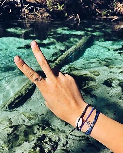 Vista 2 de Pura Vida - Pulsera sólida 100 % impermeable, hecha a mano con dije revestido y correa ajustable