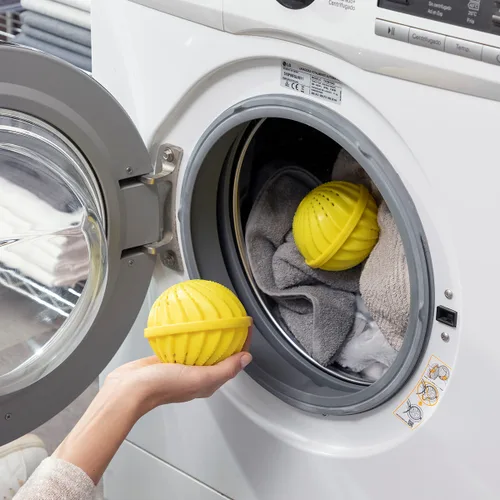 Vista 4 de Bolas para Lavar la Ropa sin Detergente Delieco InnovaGoods Pack de 2 uds