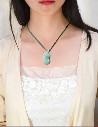 Vista 3 de Dahlia Fortune Pixiu - Collar de jade de grado real, certificado Birmania Jadeíta Pi Yao, cordón ajustable, Jade