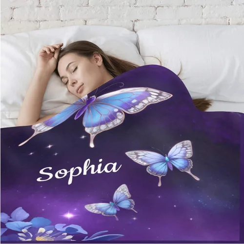 Vista 5 de Manta de forro polar suave con nombre en blanco y mariposa de galaxia morada, para recién nacidos, niñas, niños, guardería, 30 x 40 pulgadas