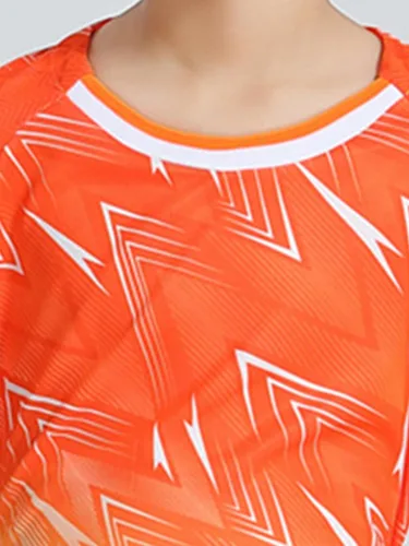Vista 6 de Fldy Uniforme de entrenamiento deportivo de fútbol para niños y jóvenes, traje deportivo de 2 piezas, camiseta de manga corta con pantalones cortos