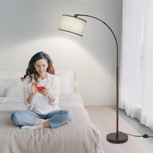 Vista 6 de Lámpara de pie para sala de estar, lámpara de pie de arco con cabezal de lámpara ajustable, lámpara de pie de poste alto con interruptor de pedal