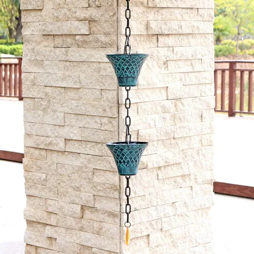 Vista 5 de Cadenas de lluvia para canaletas exteriores, atrapadores de lluvia, desviador de metal azul a cuadros decorativos para exteriores, 8.5 pies
