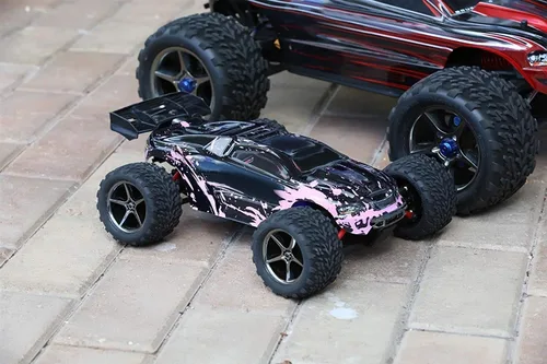 Vista 4 de SummitLink Reemplazo de cuerpo personalizado compatible con color rosa fangoso sobre negro para automóvil o camión RC escala 1/16