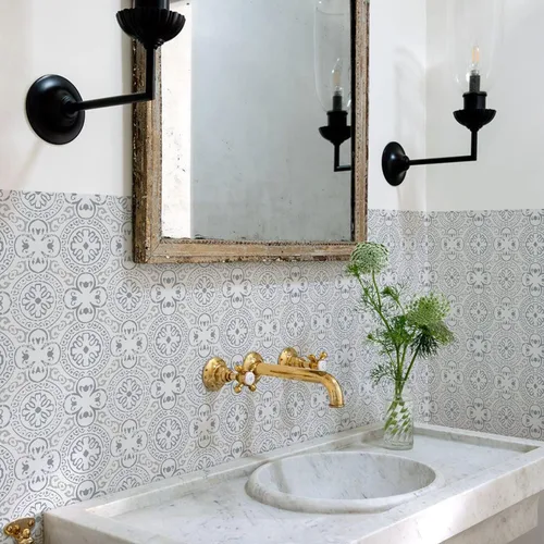 Vista 24 de Alwayspon 12 calcomanías de azulejos de pared retro florales mate para transferir, despegar y pegar, calcomanías de vinilo autoadhesivas