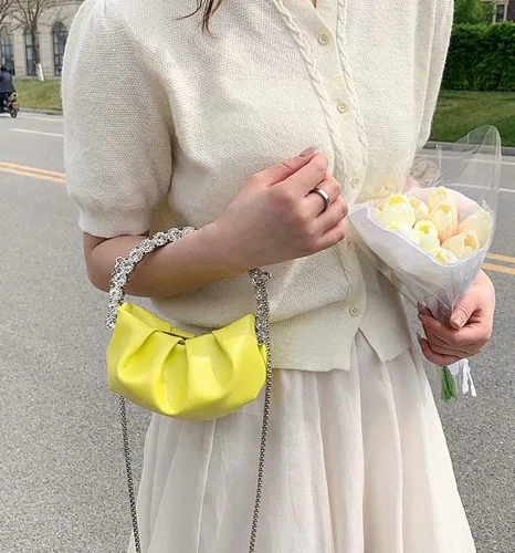 Vista 6 de Molodo Bolso de mano para mujer, bolso de mano fruncido, bolso de noche con cadena, bolso cruzado para noche, boda, fiesta