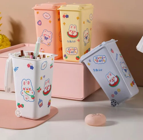 Vista 6 de Portalápices Kawaii con calcomanías, lindo soporte para bolígrafos Kawaii para escritorio para adolescentes y niñas, soporte para lápices Kawaii