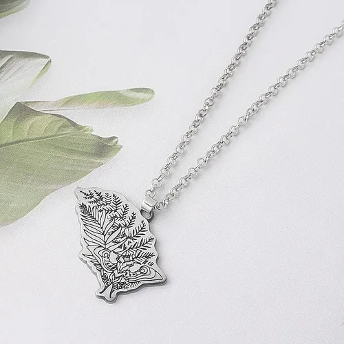 Vista 7 de SONGCHANGJEWELRY Vintage Silver Plated Necklace The Last of Us Pendant Necklace Cosplay - Last of Us Gifts for Men Women Fan