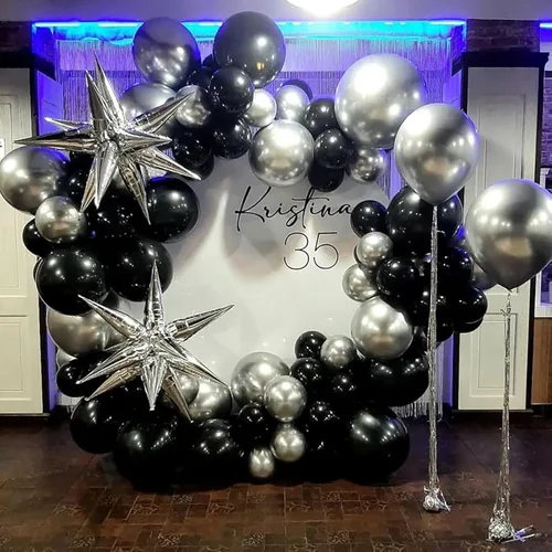 Vista 6 de Globos negros y metálicos plateados, 50 piezas de globos negros y plateados de 12 pulgadas, globos para fiestas para cumpleaños, graduación, Año